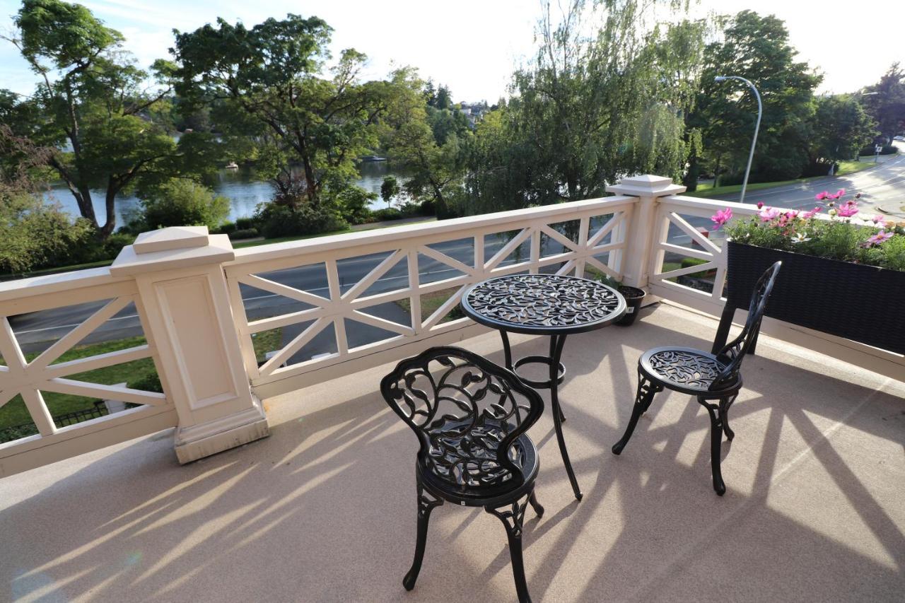 Guest house Lipton Place By Elegant Waterfront *