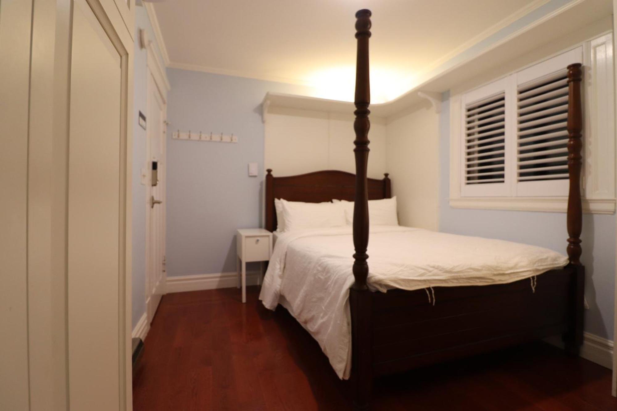 Guest house Lipton Place By Elegant Waterfront Victoria